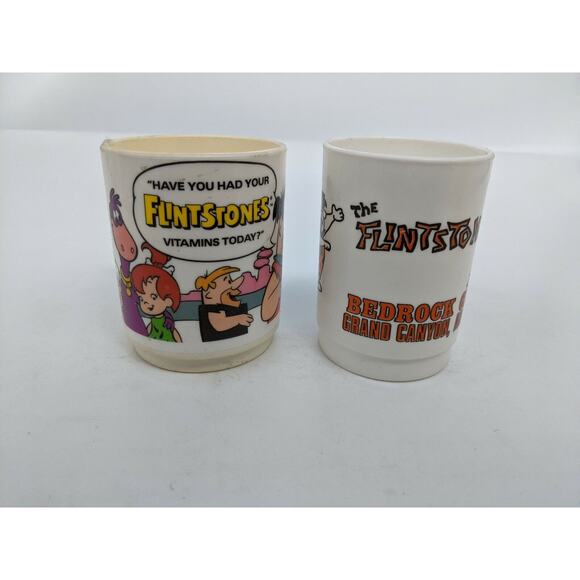 Flintstone Plastic Mugs - Hanna Barbera - Picture 1 of 3